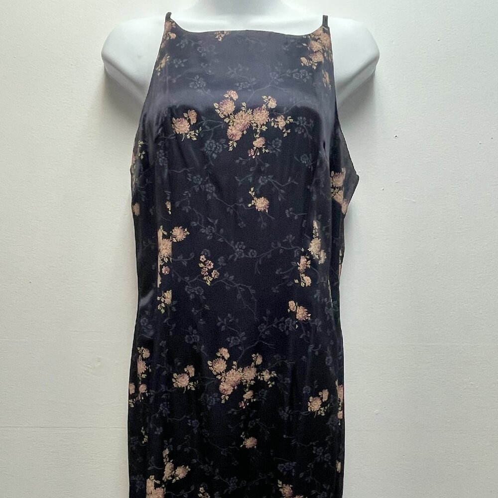 Black floral short dress
